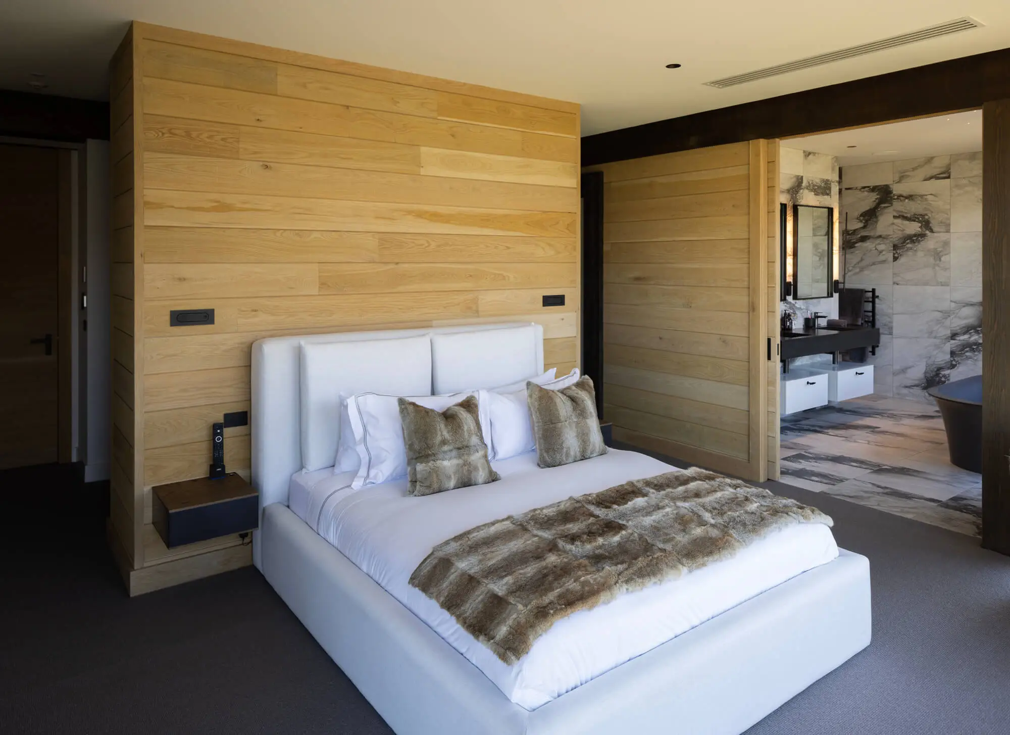 luxury-queenstown-accommodation-hawks-nest-villa