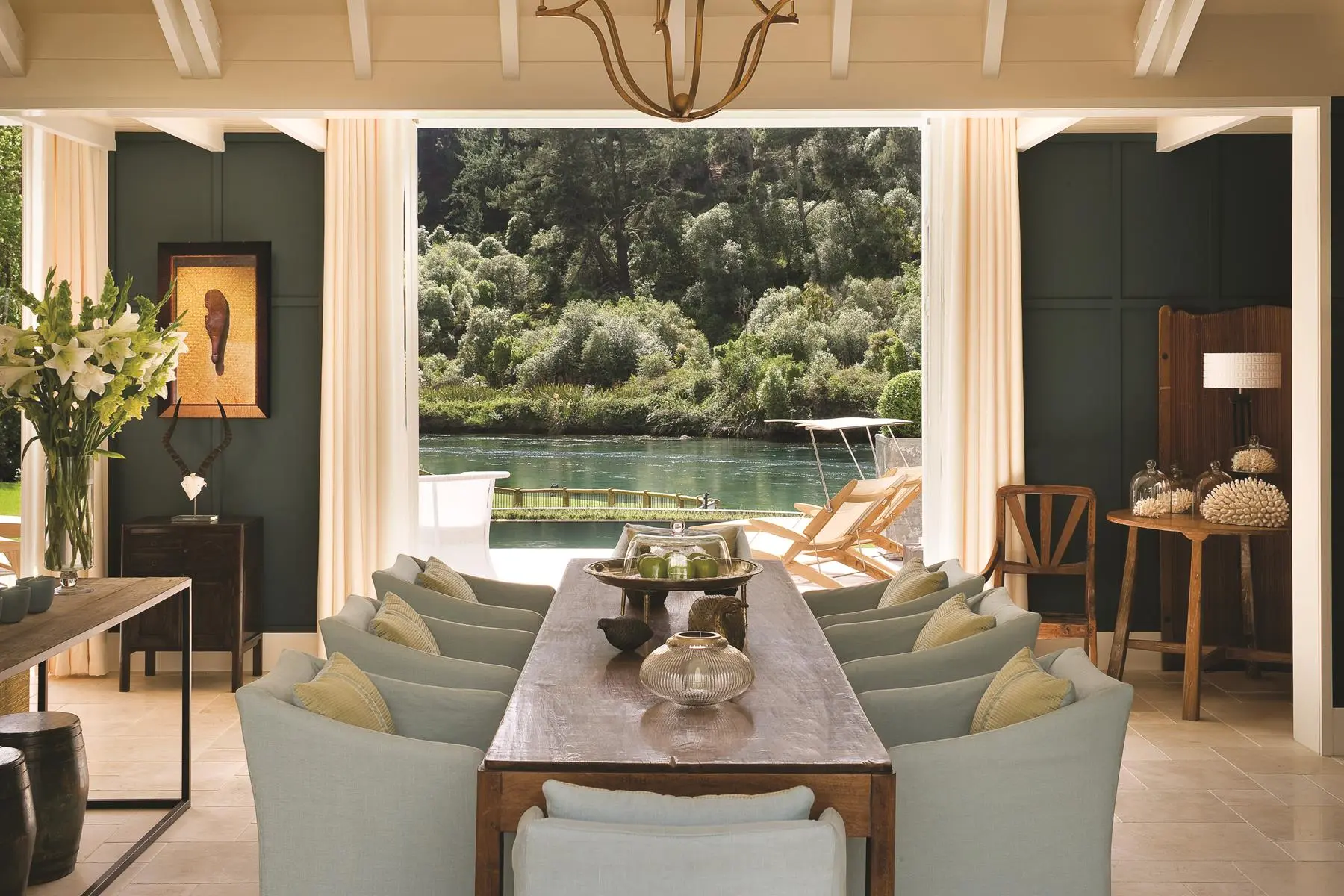 taupo-luxury-lodge-huka-falls-alan-pye-cottage