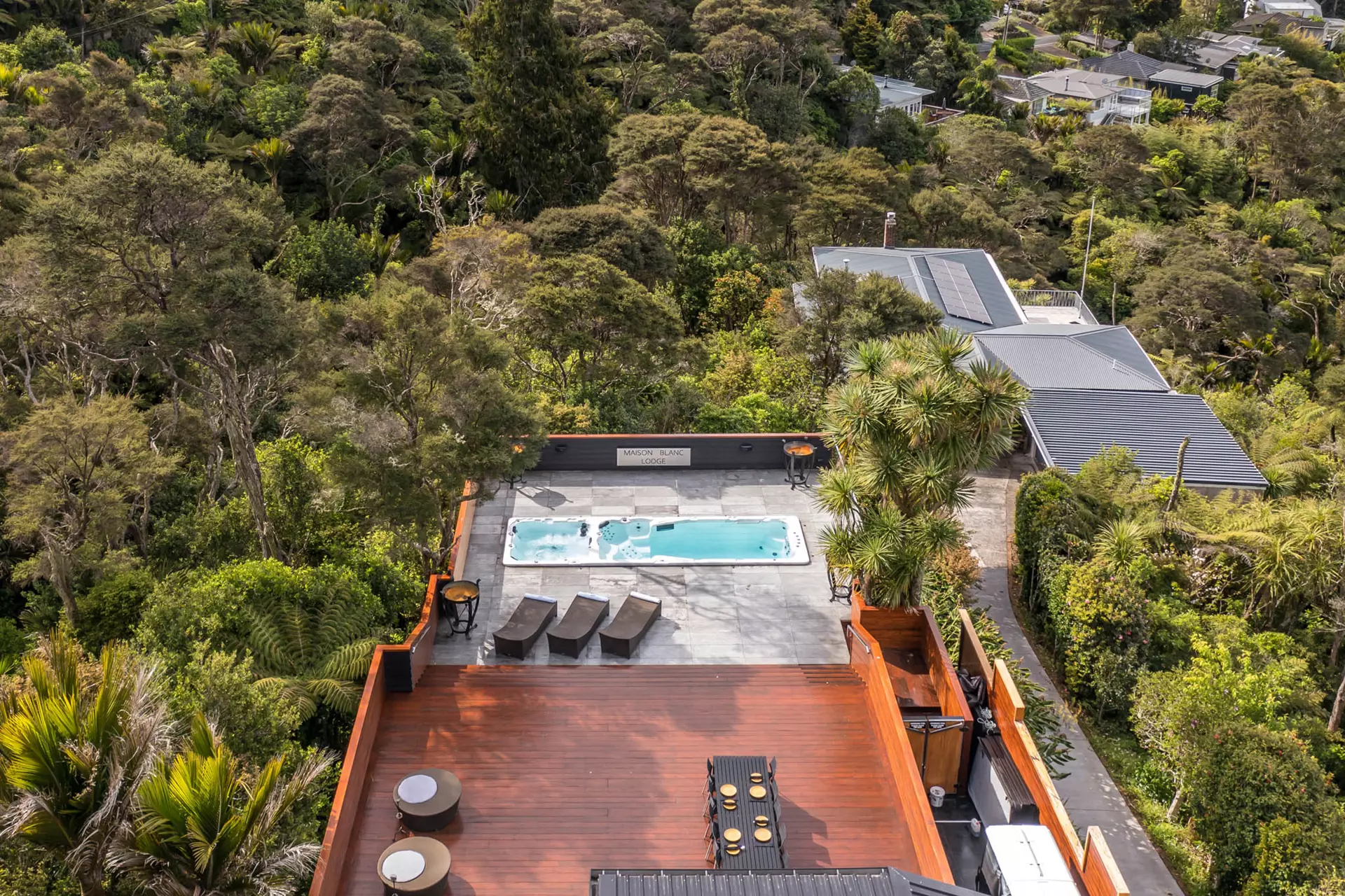 luxury-private-villa-auckland-maison-blanc