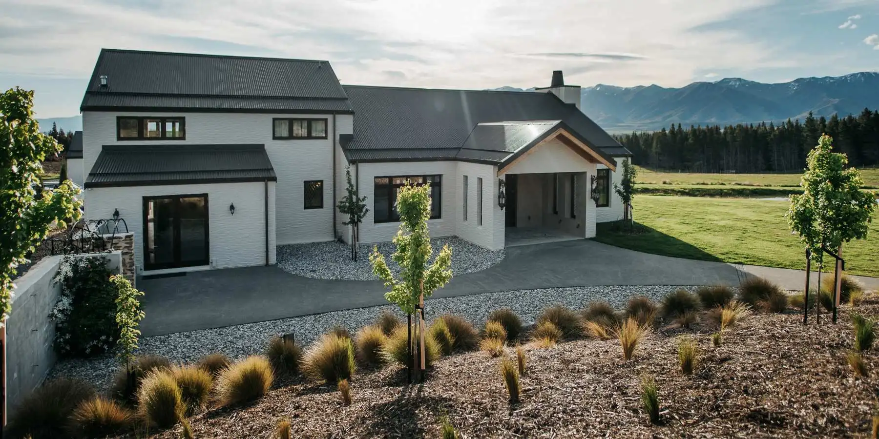 mount-cook-lakeside-retreat-luxury-accommodation