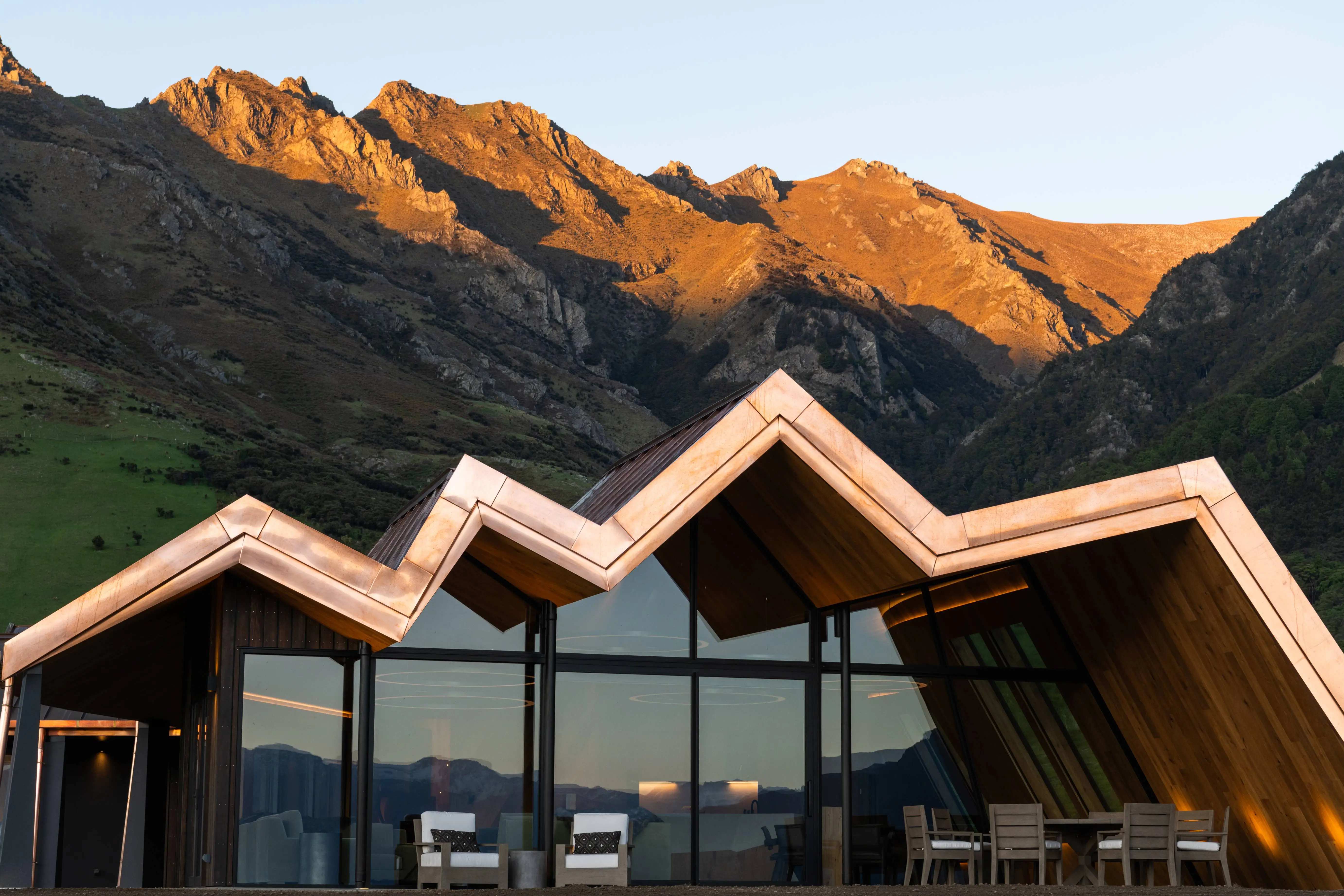 mt-isthmus-luxury-private-villa-wanaka