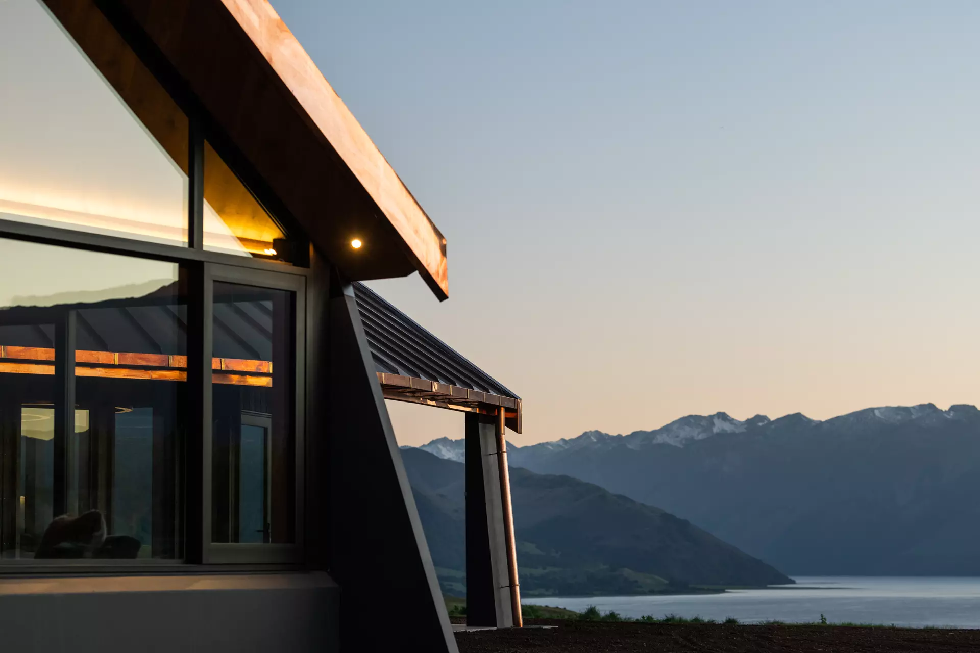 mt-isthmus-luxury-private-villa-wanaka