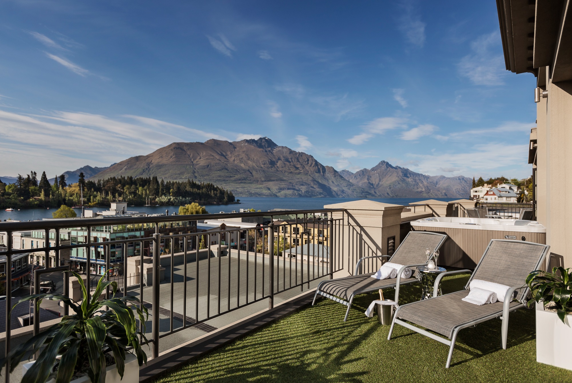 Sofitel-Penthouse-No10-Queenstown