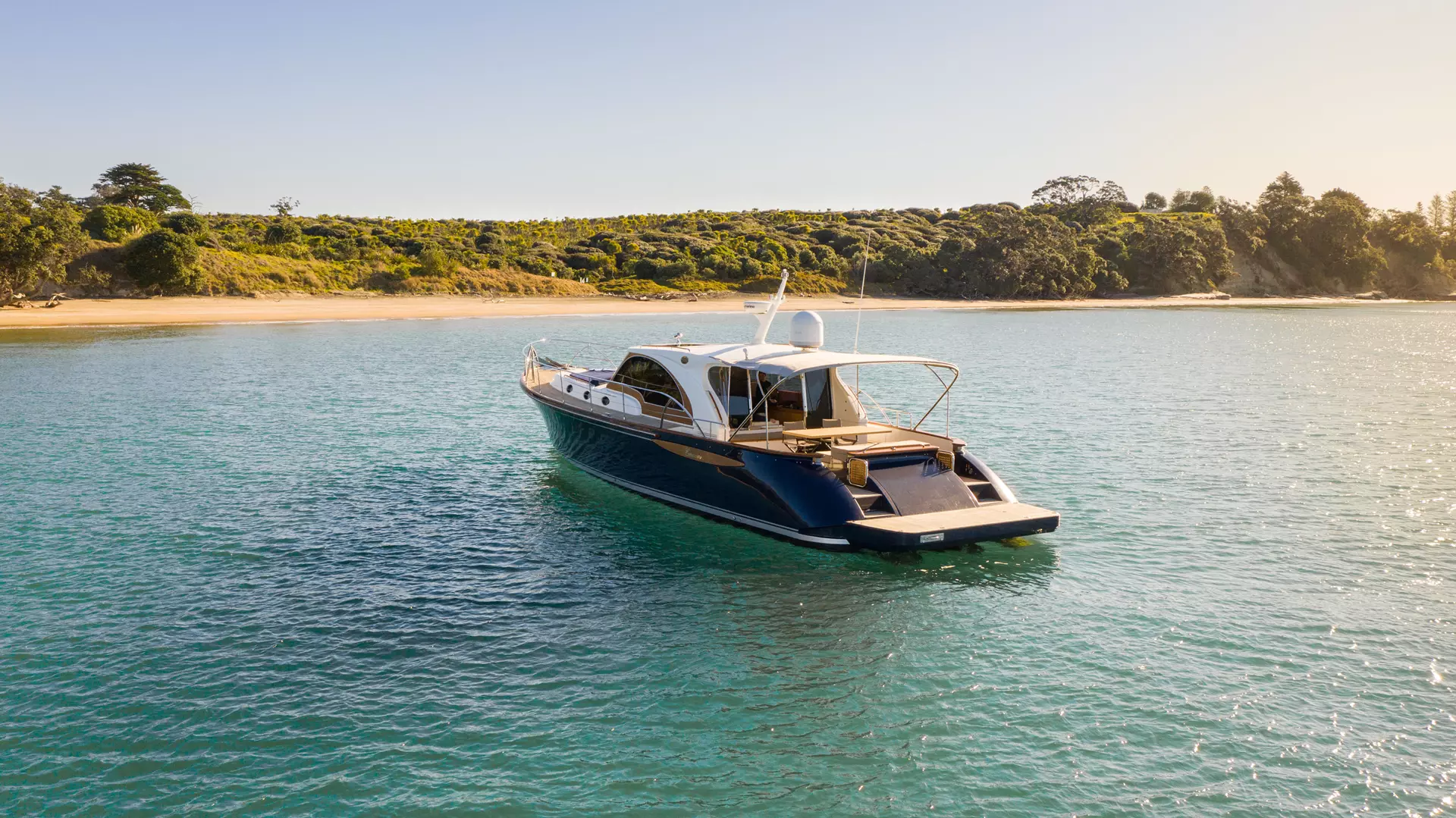 marlin-luxury-super-yacht